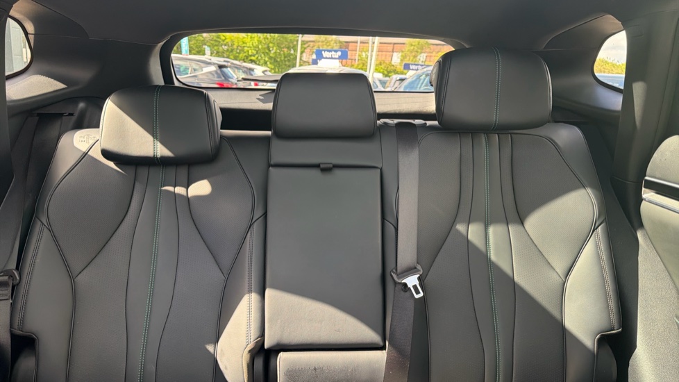 BYD Seal U 1.5 DM-i Boost 5dr Auto Estate - Image 15