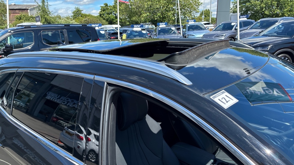 BYD Seal U 1.5 DM-i Comfort 5dr Auto Estate - Image 33