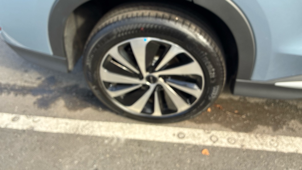 BYD Seal U 1.5 DM-i Boost 5dr Auto Estate - Image 41