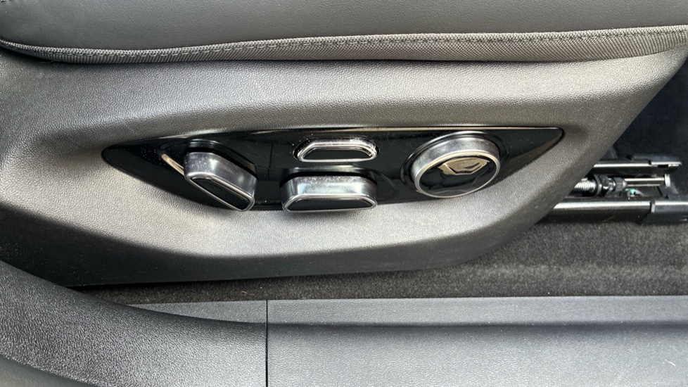 BYD Sealion 7 230kW Comfort 83kWh 5dr Auto Electric Estate - Image 28