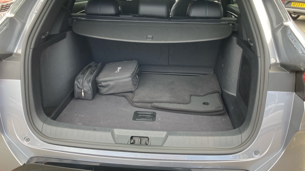 BYD Seal U 1.5 DM-i Comfort 5dr Auto Estate - Image 4