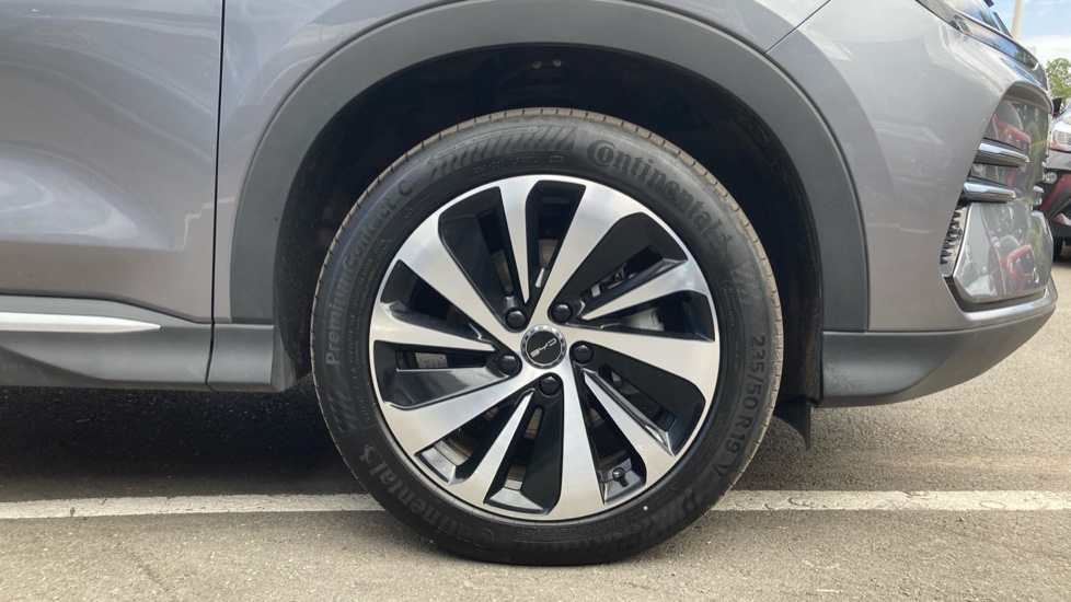 BYD Seal U 1.5 DM-i Comfort 5dr Auto Estate - Image 7