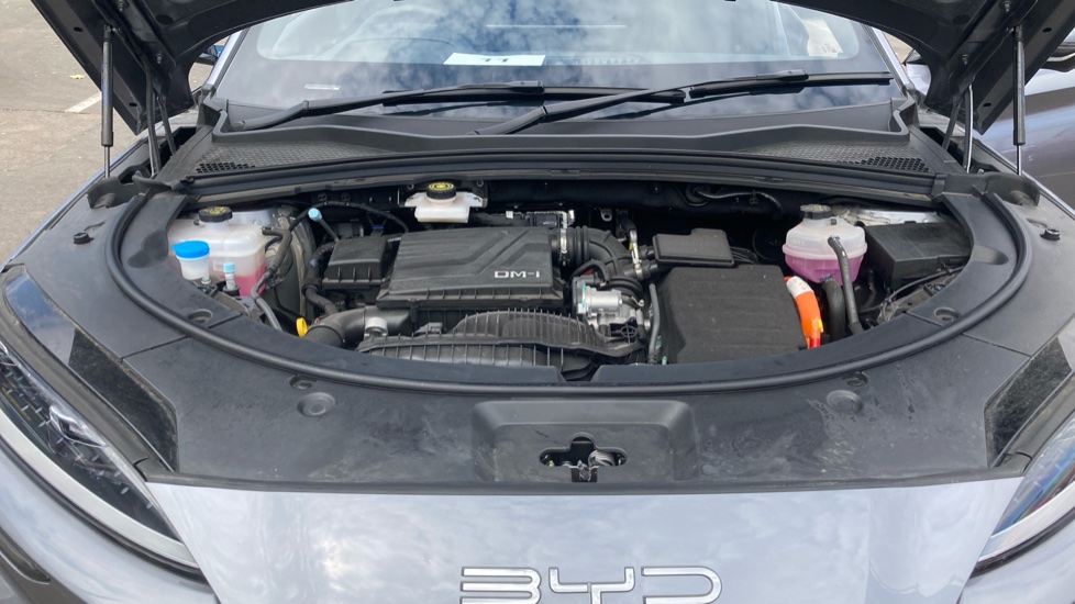 BYD Seal U 1.5 DM-i Comfort 5dr Auto Estate - Image 8
