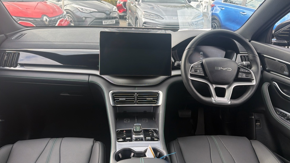 BYD Seal U 1.5 DM-i Comfort 5dr Auto Estate - Image 10