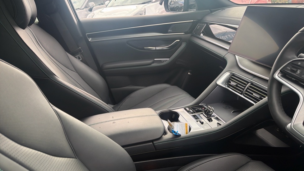 BYD Seal U 1.5 DM-i Comfort 5dr Auto Estate - Image 14