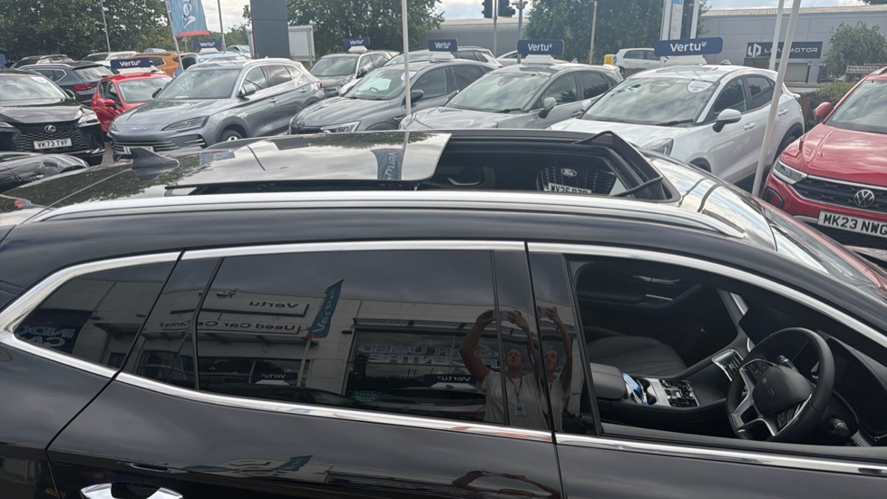 BYD Seal U 1.5 DM-i Comfort 5dr Auto Estate - Image 33