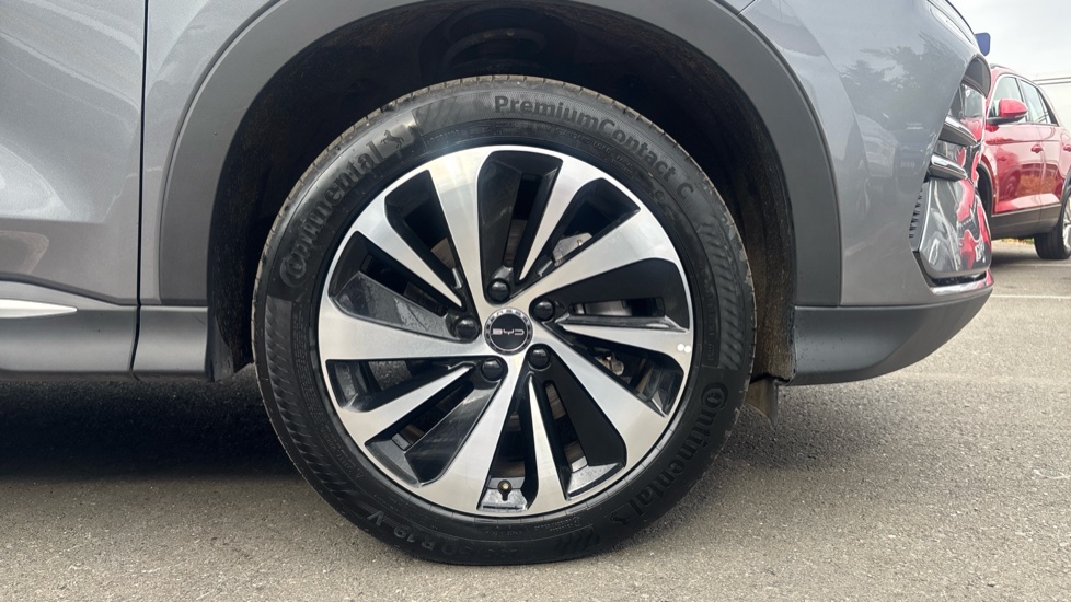 BYD Seal U 1.5 DM-i Comfort 5dr Auto Estate - Image 7