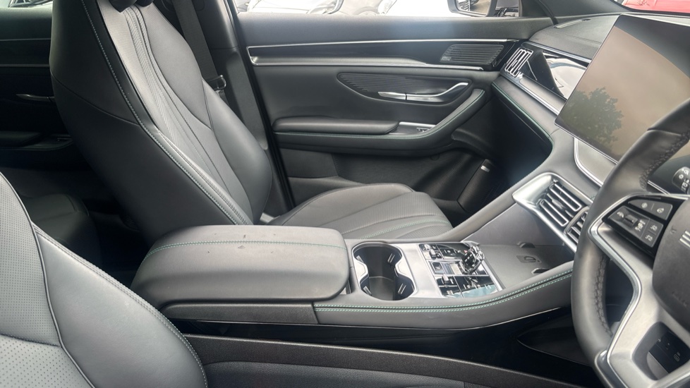 BYD Seal U 1.5 DM-i Comfort 5dr Auto Estate - Image 14