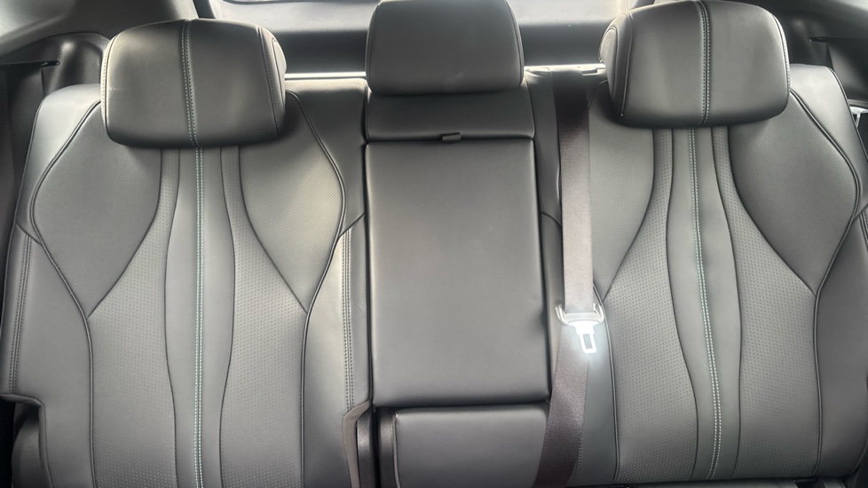 BYD Seal U 1.5 DM-i Comfort 5dr Auto Estate - Image 15