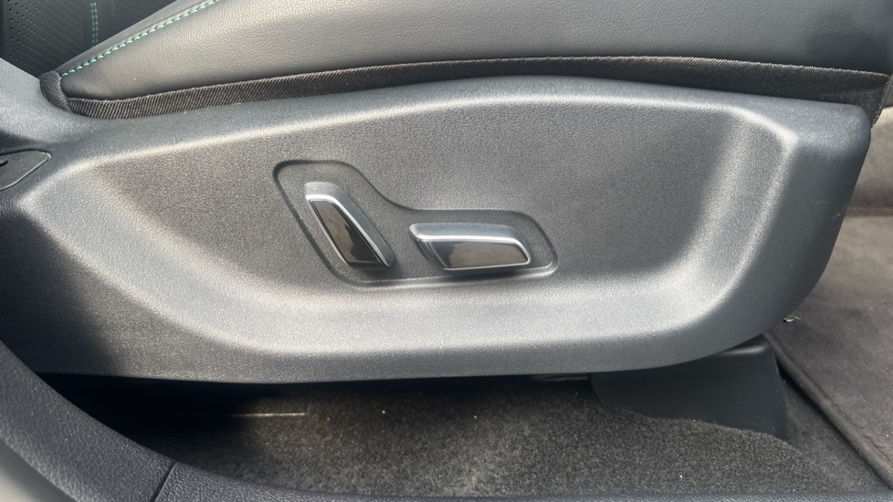 BYD Seal U 1.5 DM-i Comfort 5dr Auto Estate - Image 38