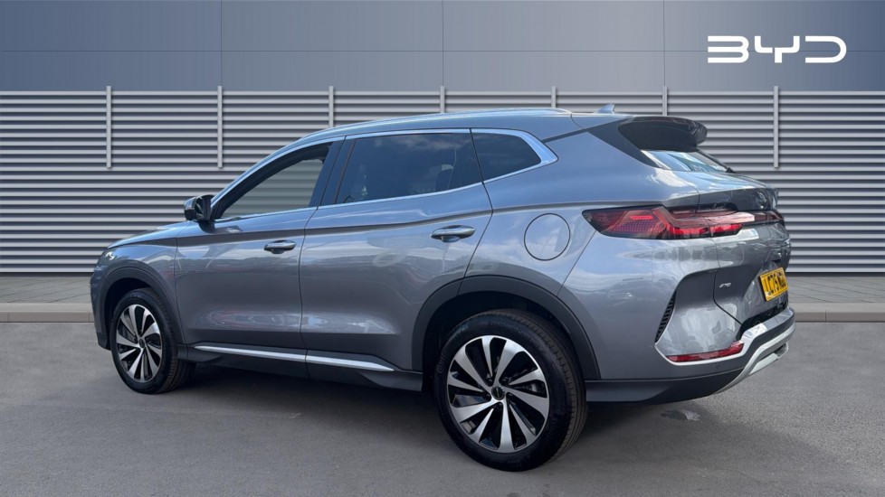 BYD Seal U 1.5T DM-i AWD Design 5dr Auto Estate - Image 2