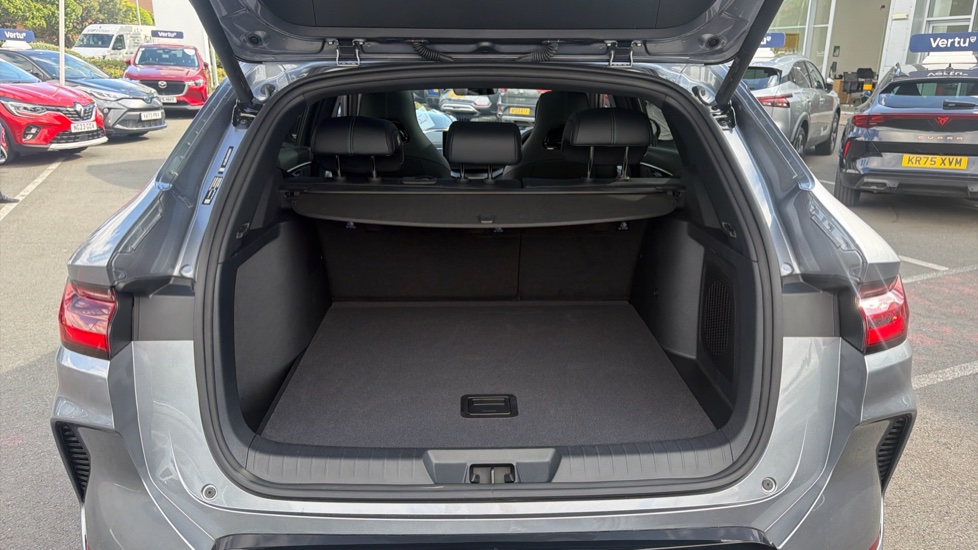BYD Seal U 1.5T DM-i AWD Design 5dr Auto Estate - Image 4