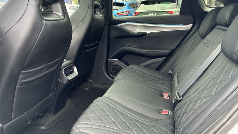 BYD Sealion 7 230kW Comfort 83kWh 5dr Auto Electric Estate - Image 16