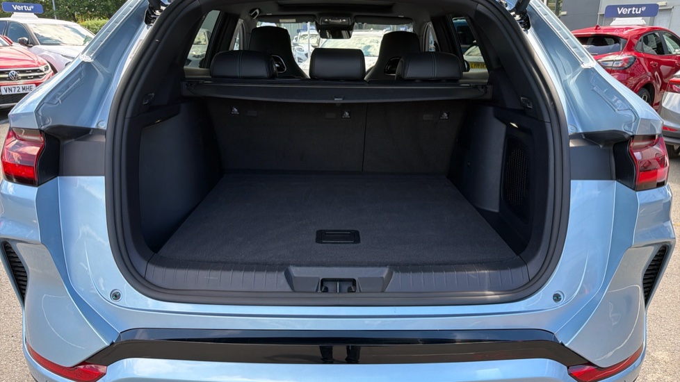 BYD Seal U 1.5 DM-i Comfort 5dr Auto Estate - Image 4