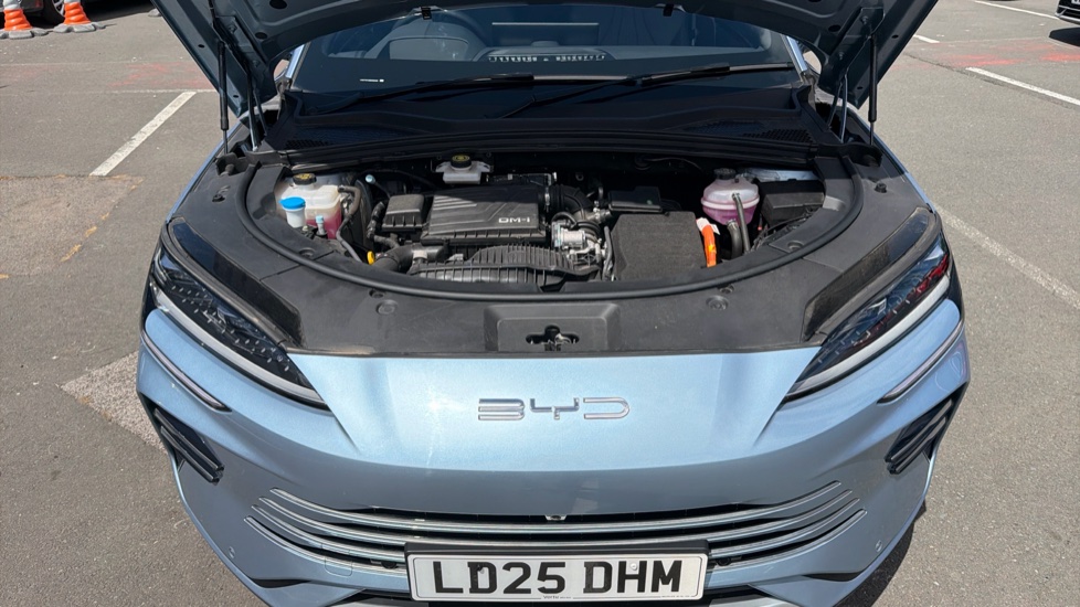 BYD Seal U 1.5 DM-i Comfort 5dr Auto Estate - Image 8