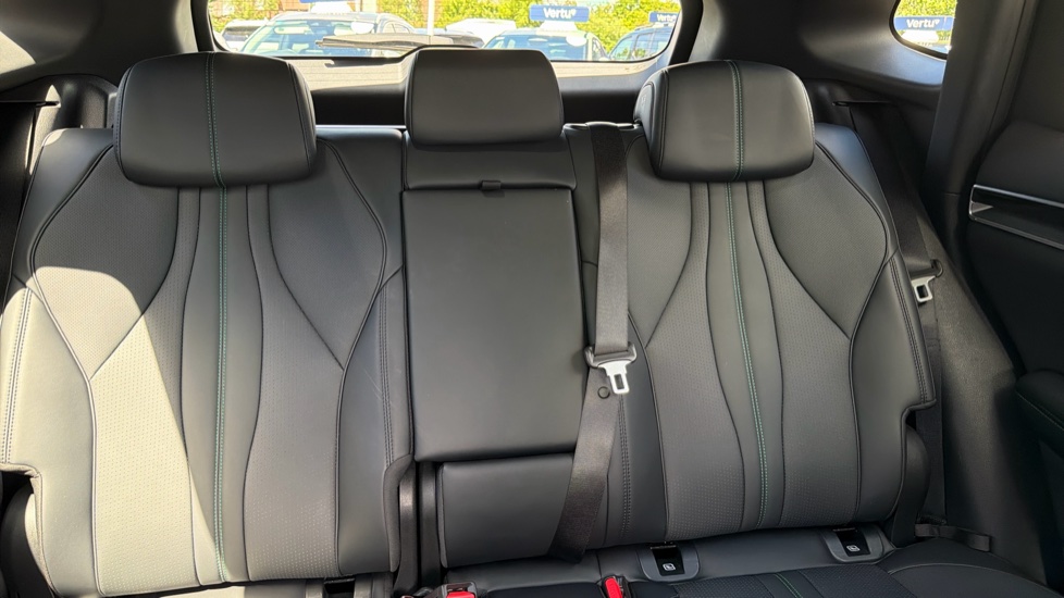 BYD Seal U 1.5 DM-i Comfort 5dr Auto Estate - Image 15