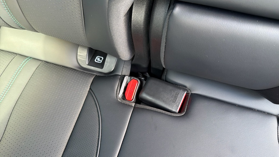 BYD Seal U 1.5 DM-i Comfort 5dr Auto Estate - Image 17