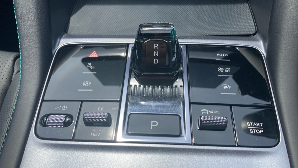 BYD Seal U 1.5 DM-i Comfort 5dr Auto Estate - Image 22