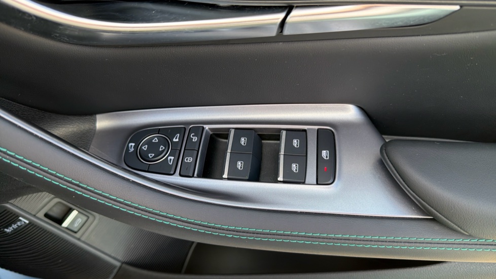 BYD Seal U 1.5 DM-i Comfort 5dr Auto Estate - Image 28