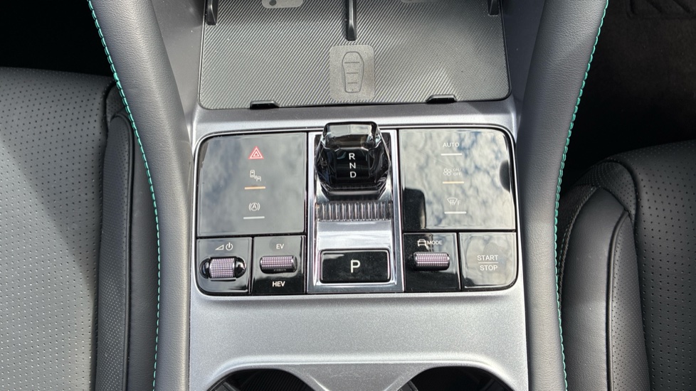 BYD Seal U 1.5 DM-i Comfort 5dr Auto Estate - Image 13