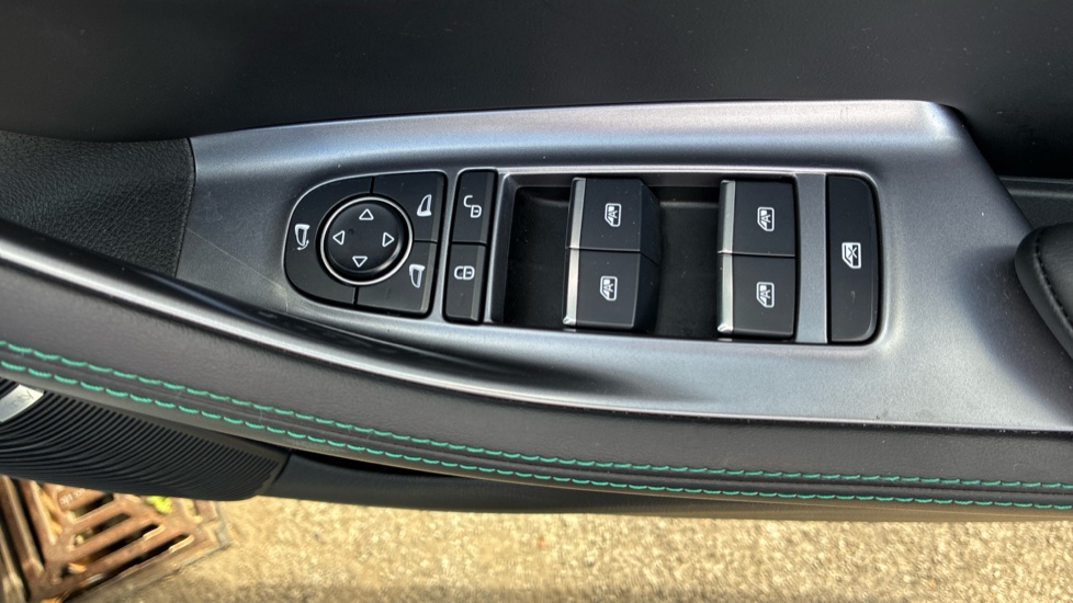 BYD Seal U 1.5 DM-i Comfort 5dr Auto Estate - Image 29