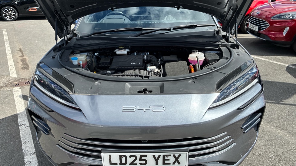 BYD Seal U 1.5 DM-i Comfort 5dr Auto Estate - Image 8