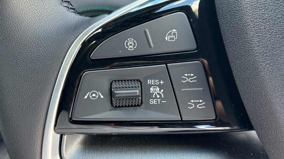 BYD Seal U 1.5 DM-i Comfort 5dr Auto Estate - Image 23