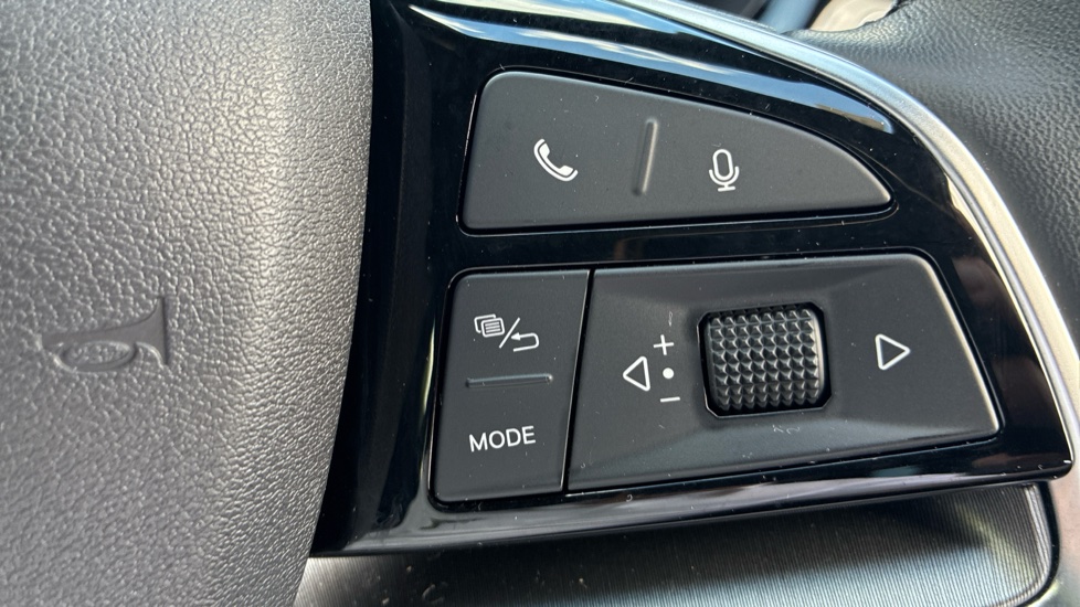 BYD Seal U 1.5 DM-i Comfort 5dr Auto Estate - Image 24