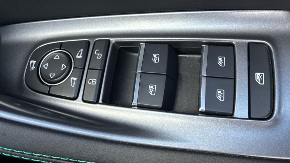 BYD Seal U 1.5 DM-i Comfort 5dr Auto Estate - Image 25