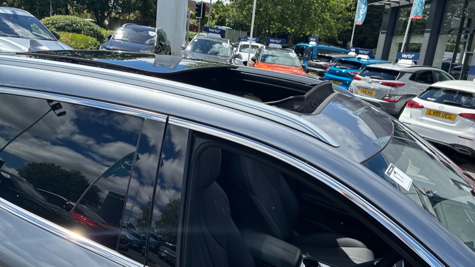BYD Seal U 1.5 DM-i Comfort 5dr Auto Estate - Image 29