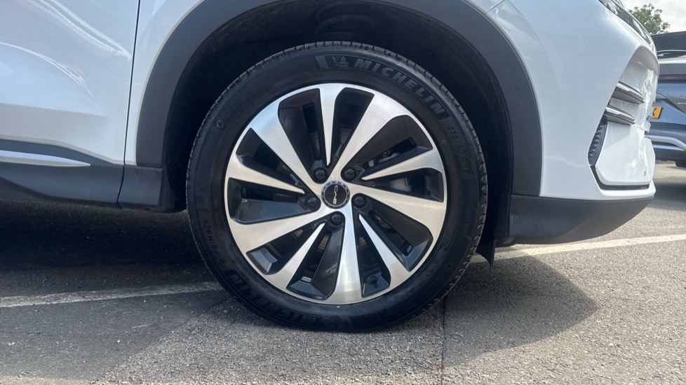 BYD Seal U 1.5 DM-i Comfort 5dr Auto Estate - Image 7