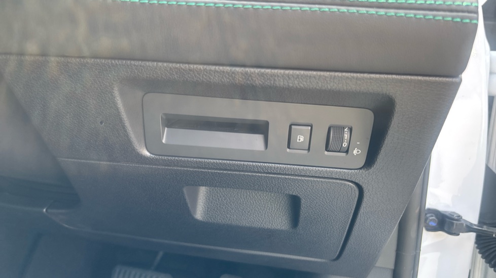 BYD Seal U 1.5 DM-i Comfort 5dr Auto Estate - Image 27