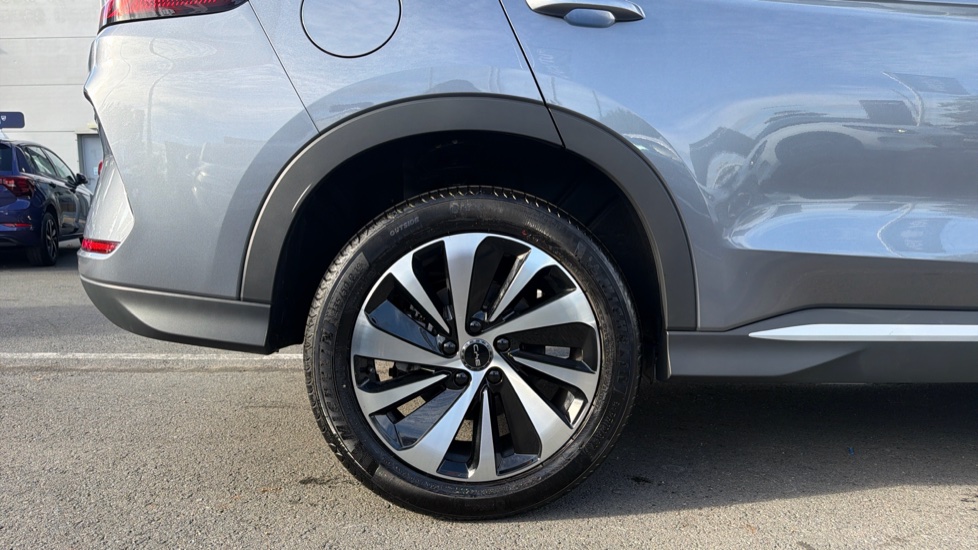 BYD Seal U 1.5 DM-i Boost 5dr Auto Estate - Image 7