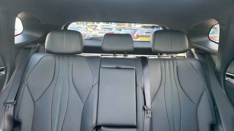 BYD Seal U 1.5 DM-i Boost 5dr Auto Estate - Image 15