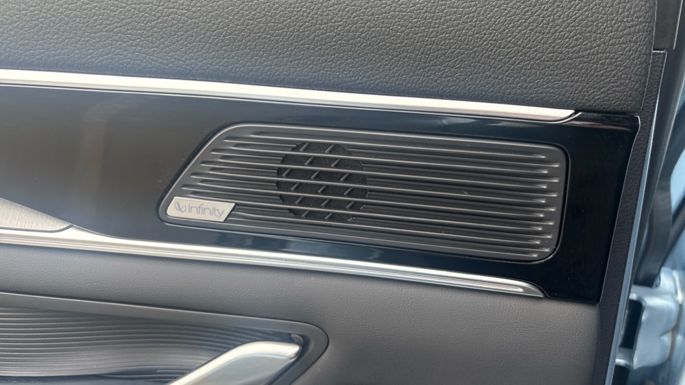 BYD Seal U 1.5 DM-i Boost 5dr Auto Estate - Image 23