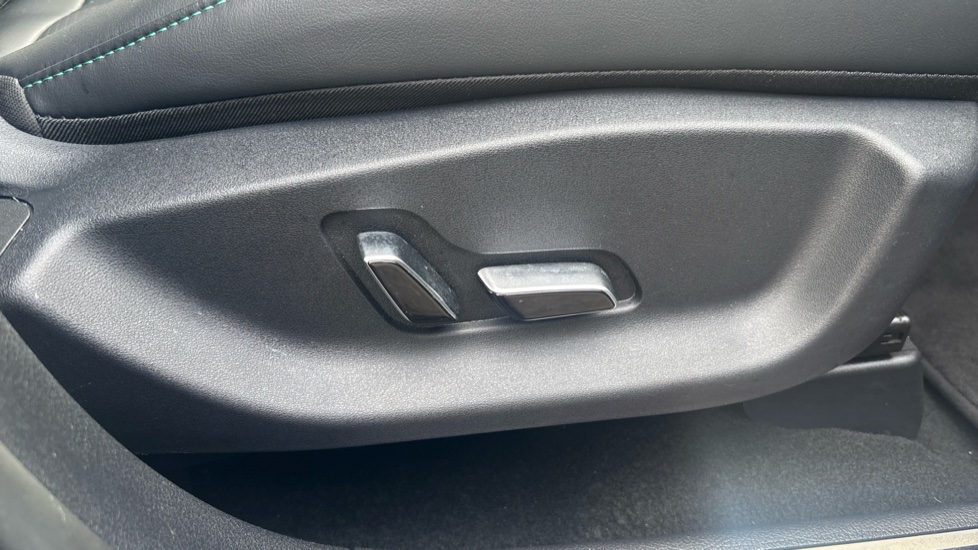 BYD Seal U 1.5 DM-i Boost 5dr Auto Estate - Image 26