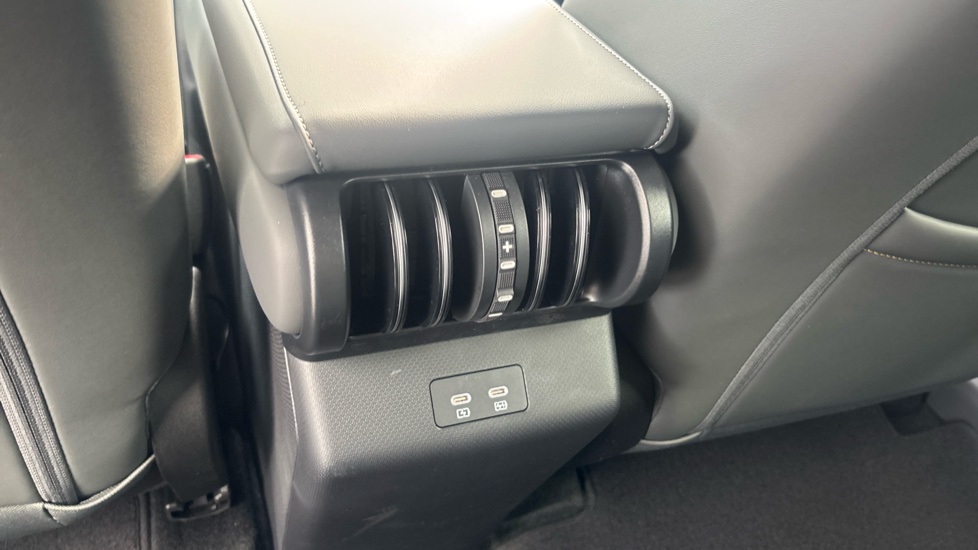 BYD Atto 3 Evo 230kW Design 75kWh 5dr Auto Electric Hatchback - Image 26