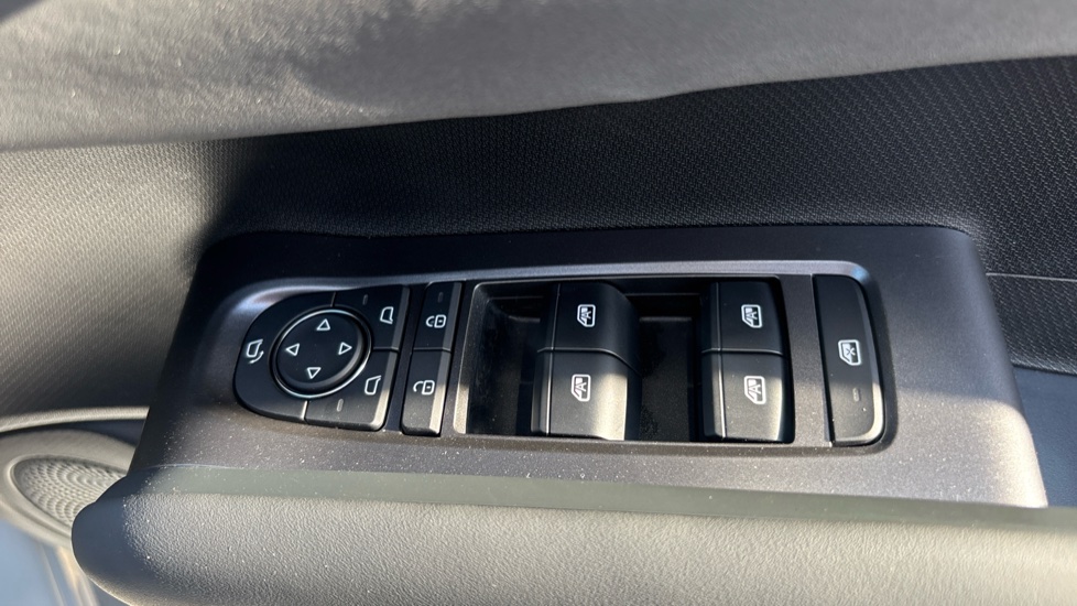 BYD Atto 3 Evo 230kW Design 75kWh 5dr Auto Electric Hatchback - Image 25