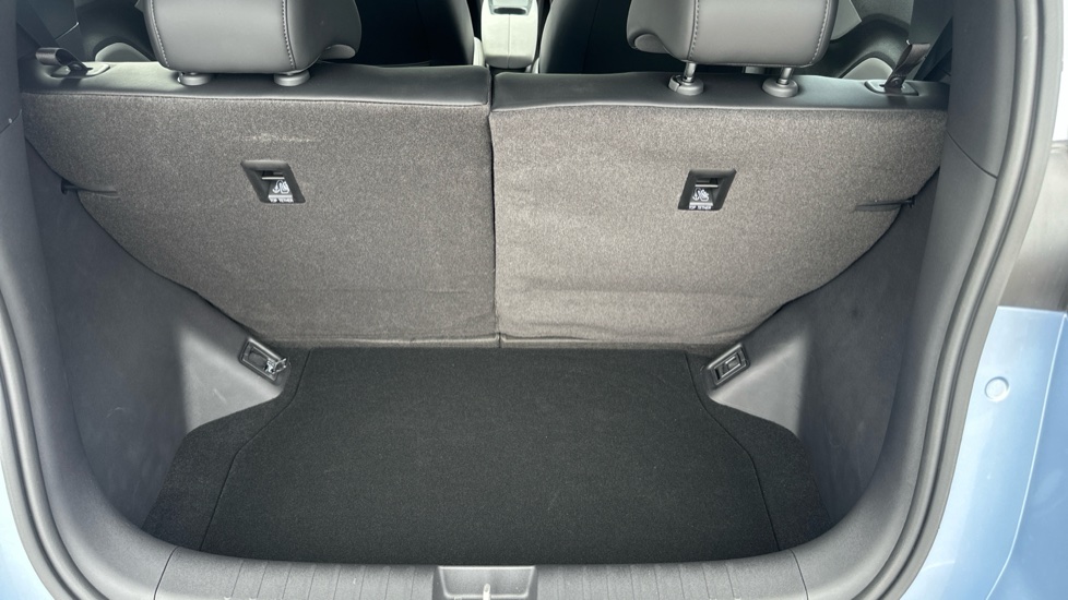 BYD Dolphin Surf 65kW Boost 43kWh 5dr Auto Electric Hatchback - Image 21