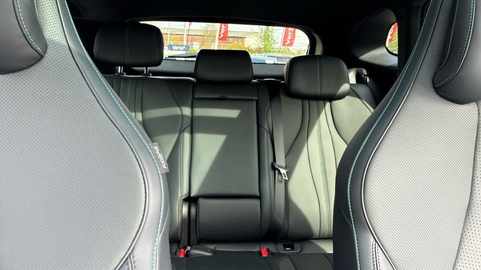 BYD Seal U 1.5 DM-i Comfort 5dr Auto Estate - Image 15