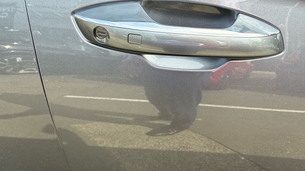BYD Seal U 1.5 DM-i Comfort 5dr Auto Estate - Image 31