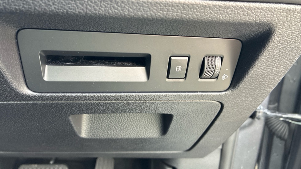 BYD Seal U 1.5 DM-i Comfort 5dr Auto Estate - Image 41
