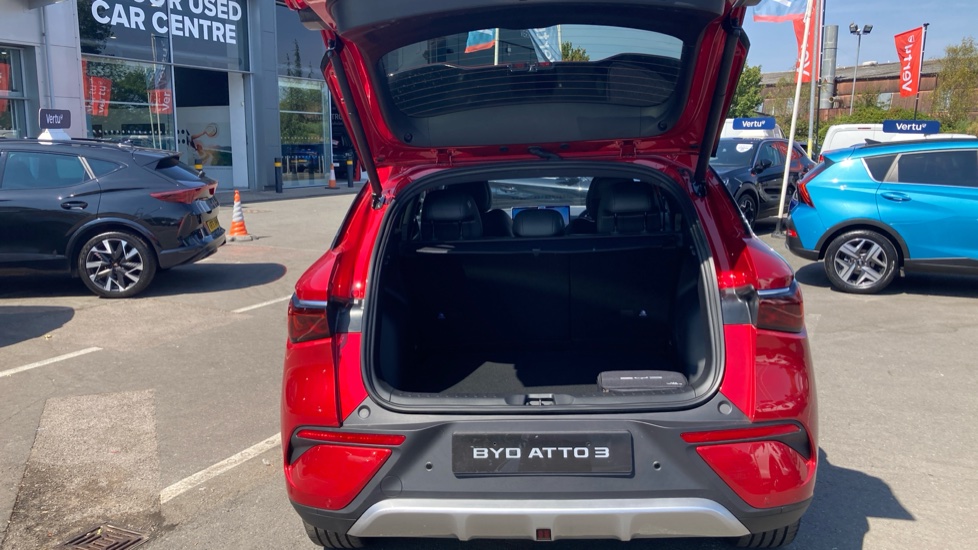 BYD Atto 3 Evo 230kW Design 75kWh 5dr Auto Electric Hatchback - Image 4