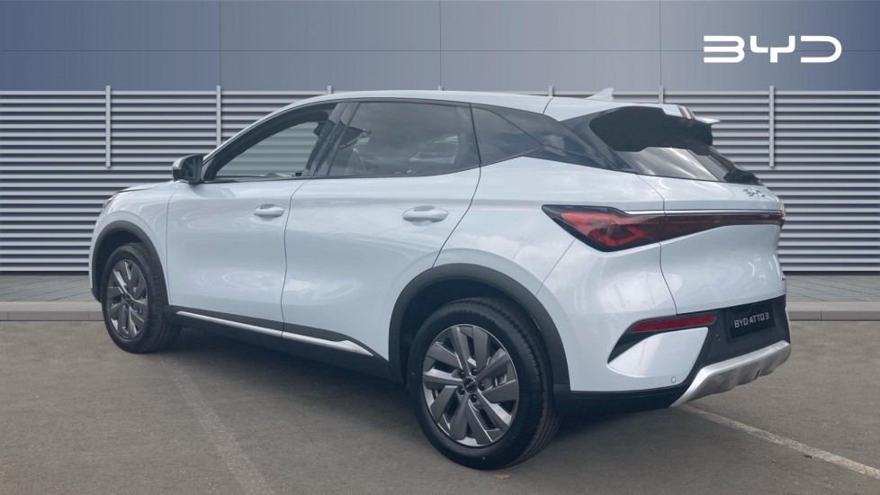 BYD Atto 3 Evo 230kW Design 75kWh 5dr Auto Electric Hatchback - Image 2