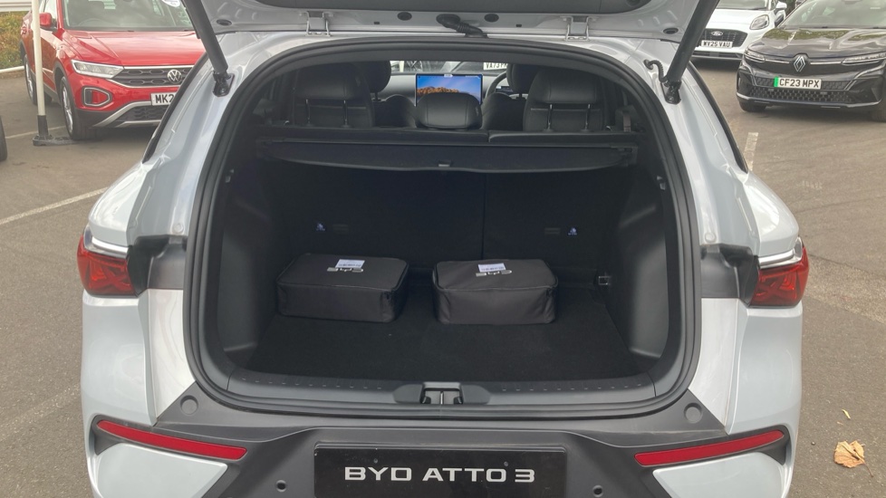 BYD Atto 3 Evo 230kW Design 75kWh 5dr Auto Electric Hatchback - Image 4