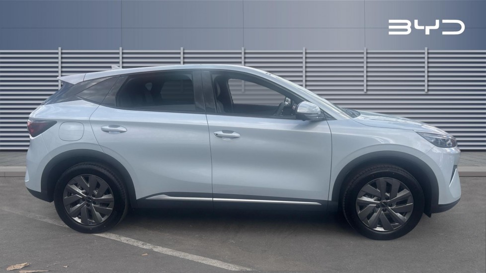 BYD Atto 3 Evo 230kW Design 75kWh 5dr Auto Electric Hatchback - Image 5