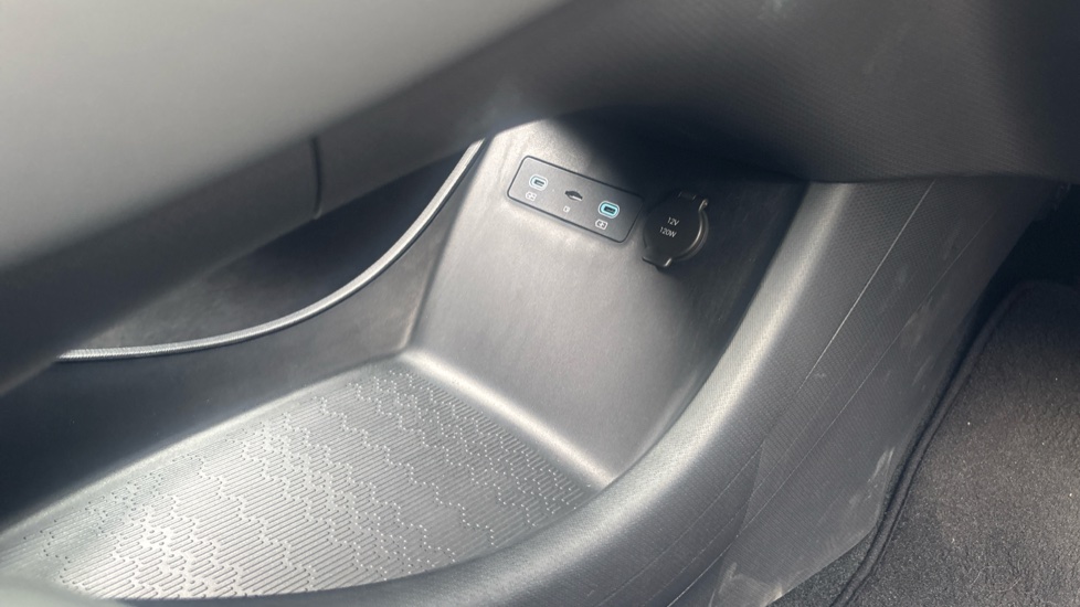 BYD Atto 3 Evo 230kW Design 75kWh 5dr Auto Electric Hatchback - Image 44