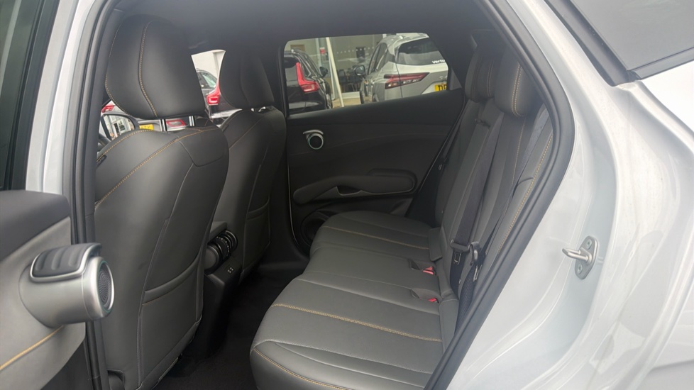 BYD Atto 3 Evo 230kW Design 75kWh 5dr Auto Electric Hatchback - Image 16