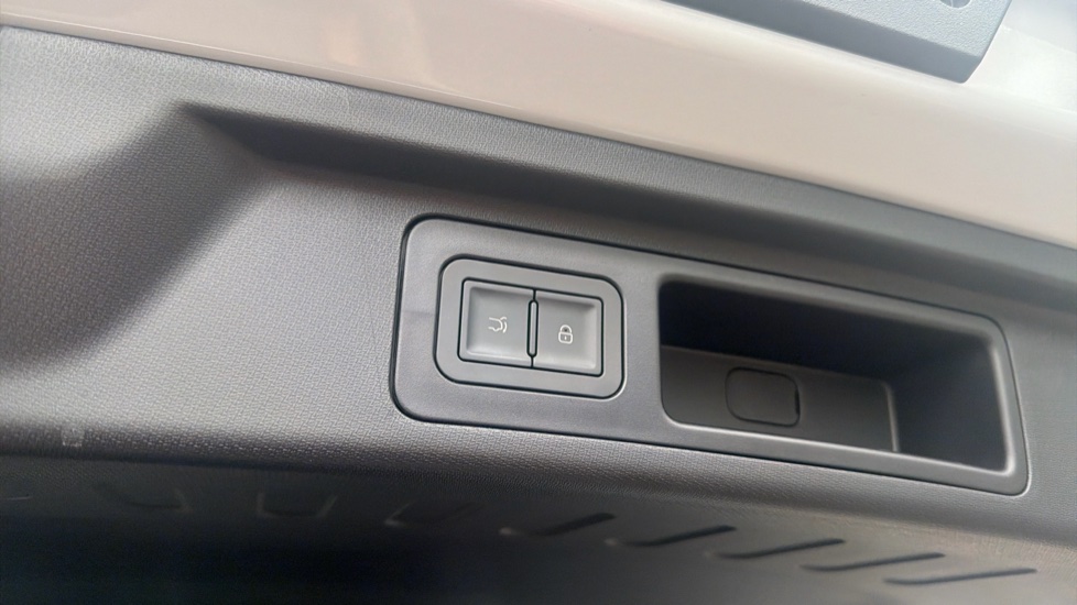 BYD Atto 3 Evo 230kW Design 75kWh 5dr Auto Electric Hatchback - Image 24