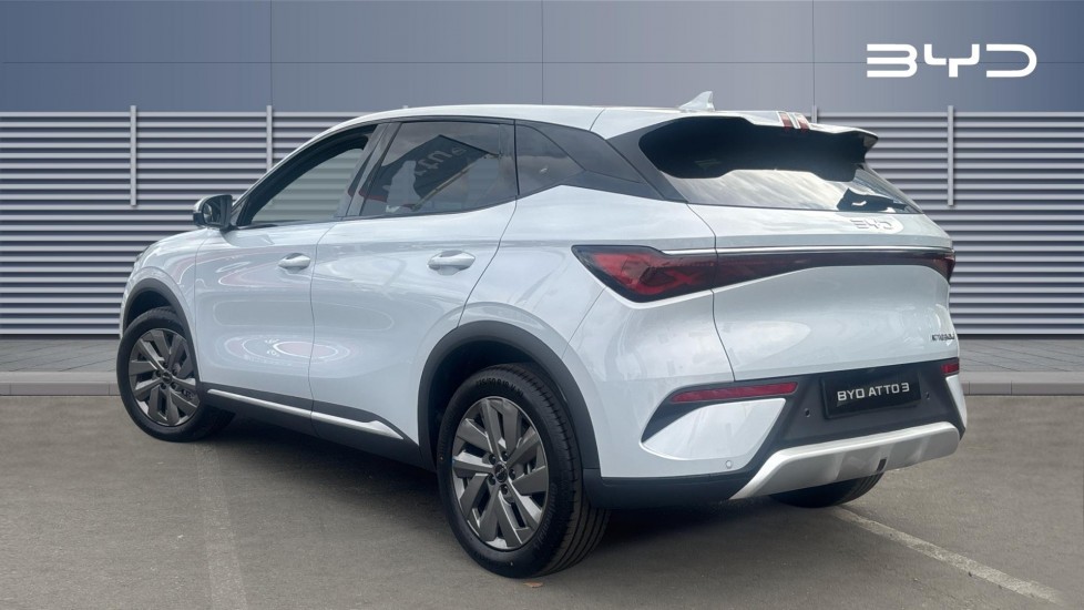 BYD Atto 3 Evo 230kW Design 75kWh 5dr Auto Electric Hatchback - Image 2